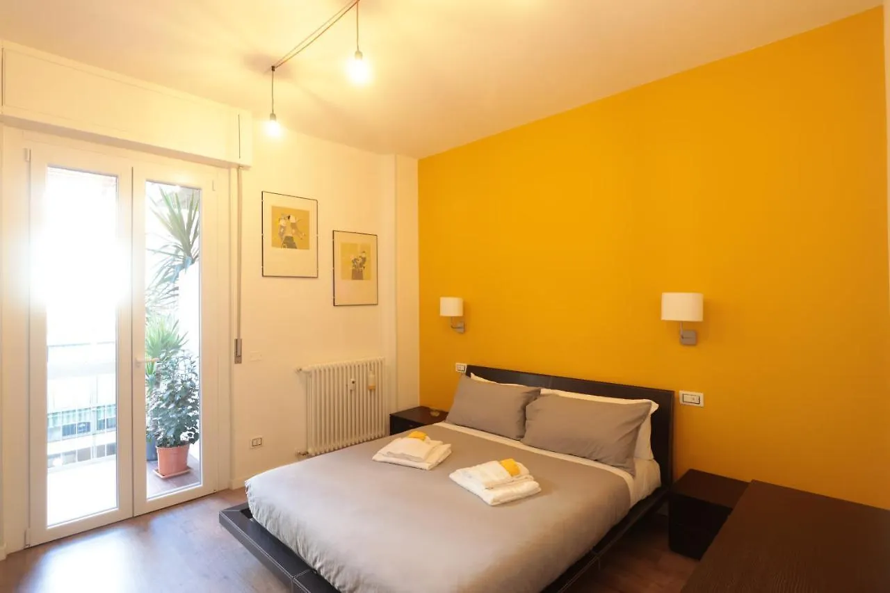 ורונה Il Petalo Giallo 0*,